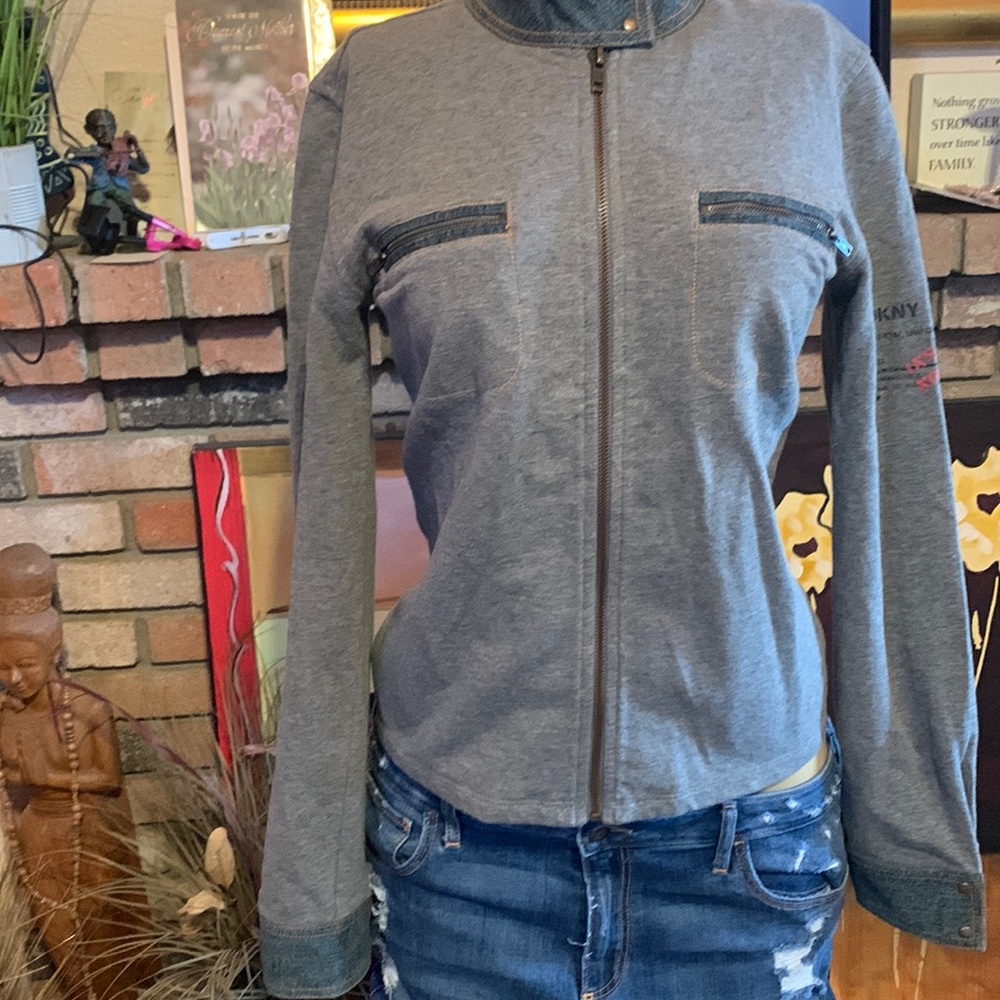Gently worn Long sleeves top
